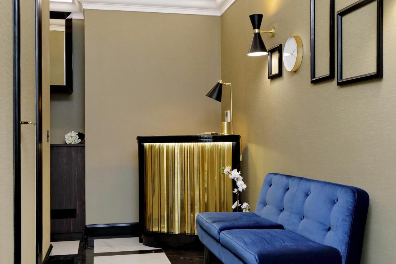 Bq House Colosseo Luxury Rooms Rome Bagian luar foto