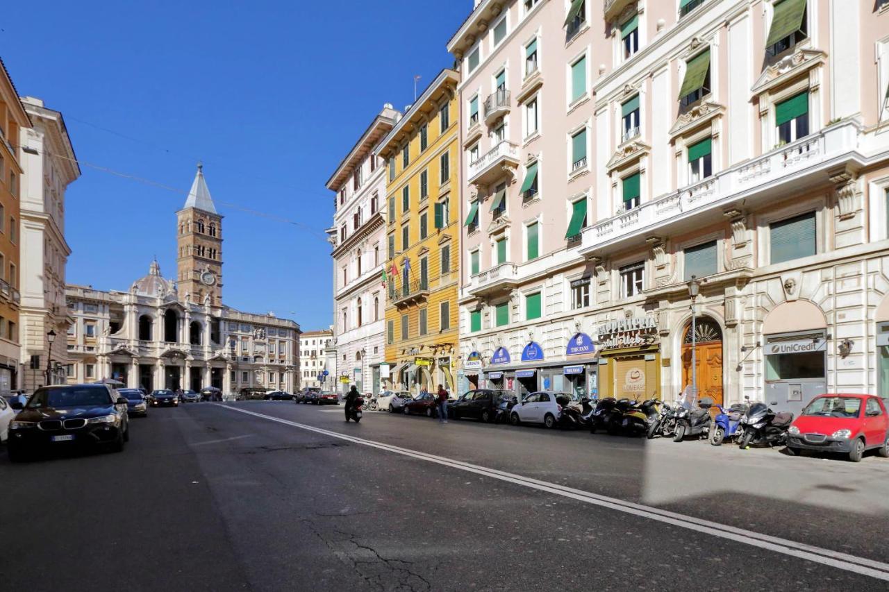 Bq House Colosseo Luxury Rooms Rome Bagian luar foto